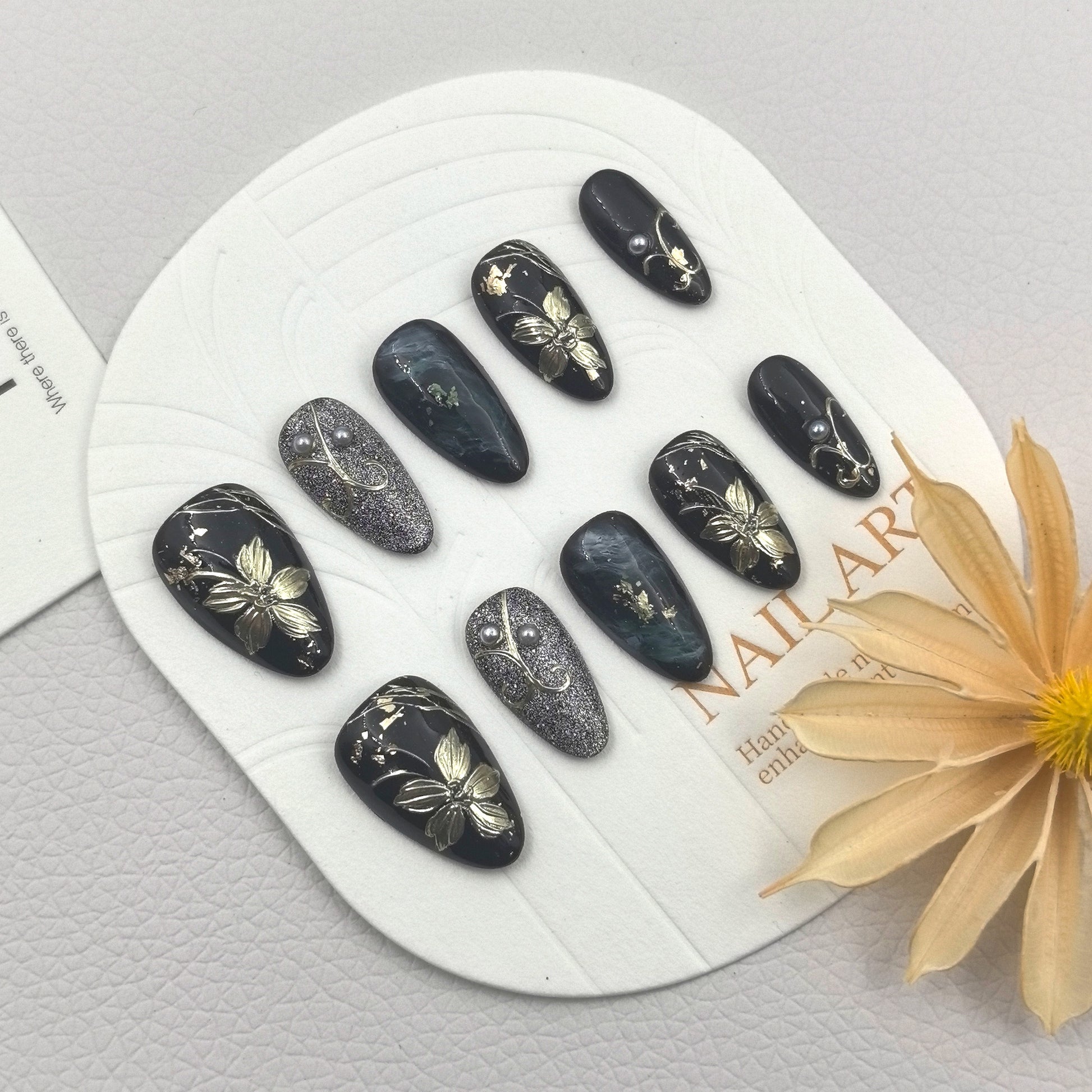 [Flower of the Abyss] Handmade Premium Press-on Nails