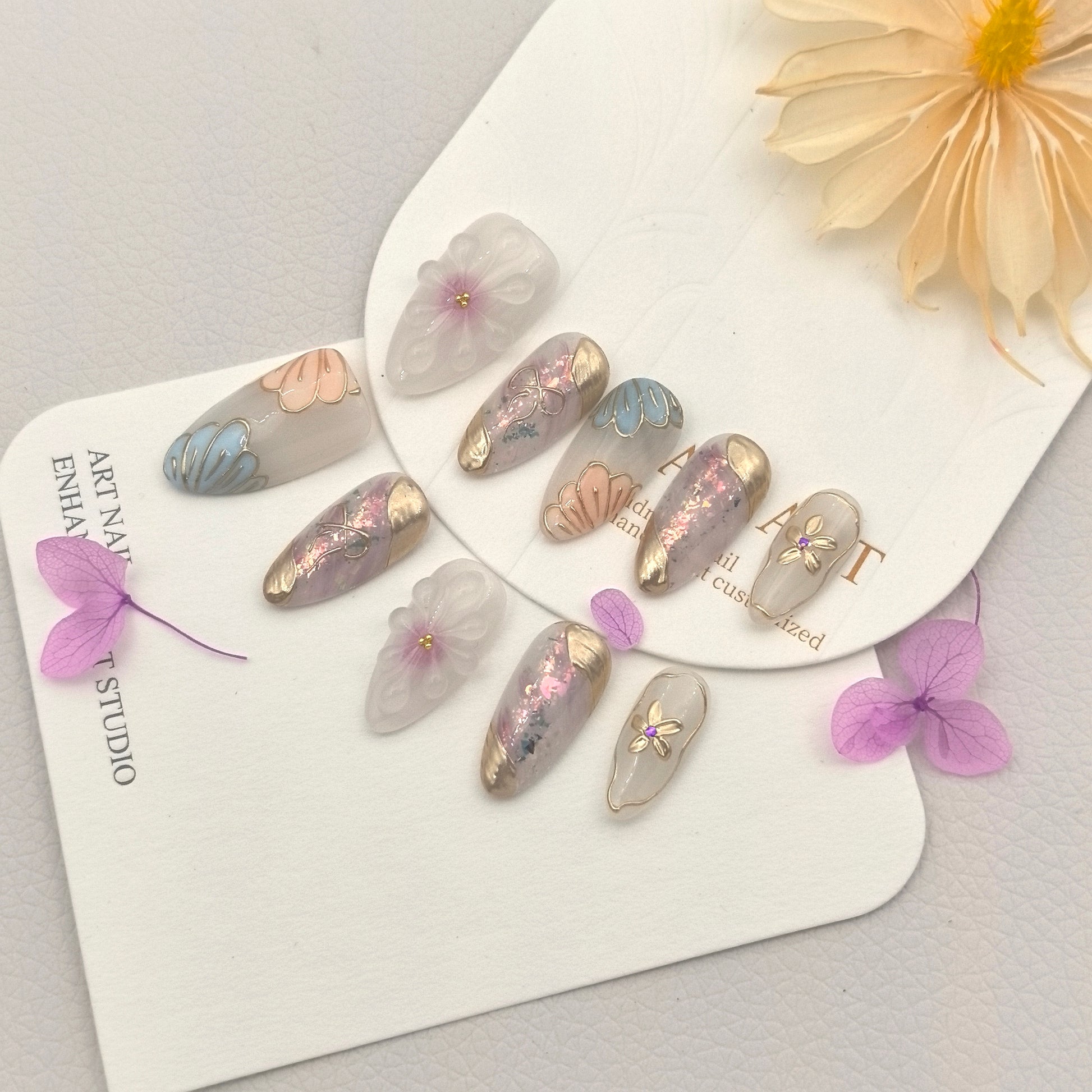 [Sparkling Ice Flowers] Handmade Premium Press-on Nails