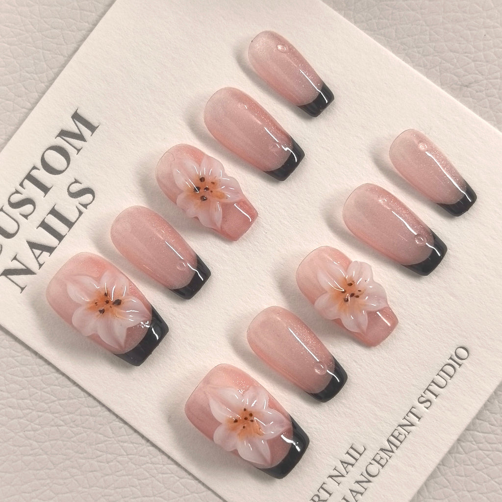 [Fresh & Elegant Floral] Handmade Premium Press-on Nails