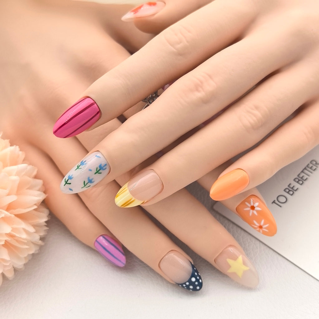 Fresh & Delicate Hand-Painted Premium Press-on Nails