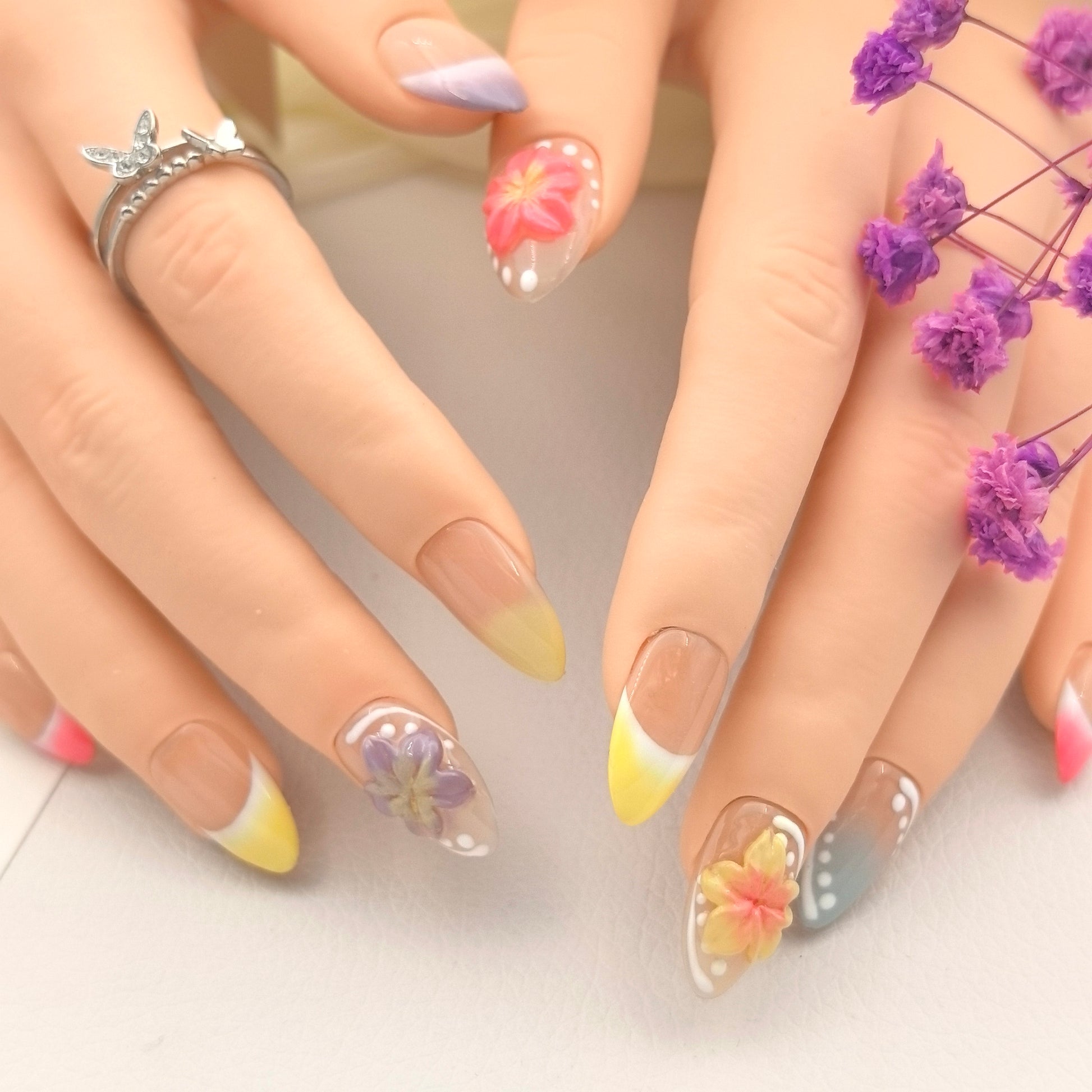 Vibrant Delicate 3D Hand-Sculpted Floral