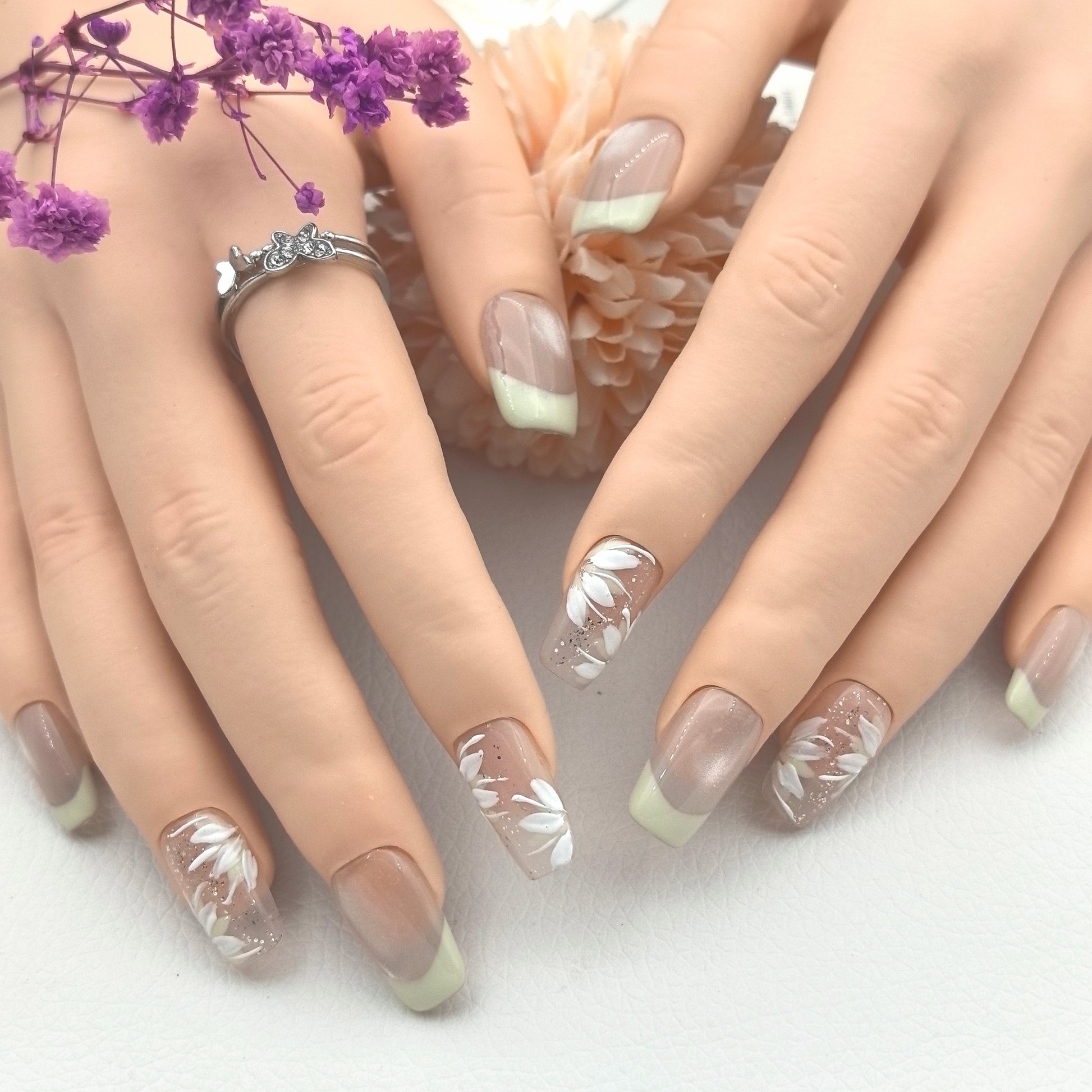 French Hand-Painted Floral Summer Premium Press-on Nails